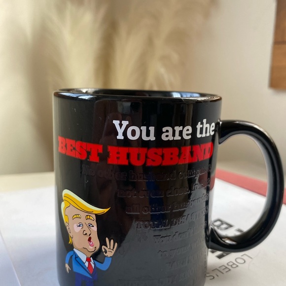 The Magic Maga Mug Donald Trump Best husband 11oz. Coffee Mug Heat Sensitive New - Picture 5 of 8